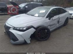 تويوتا أفالون